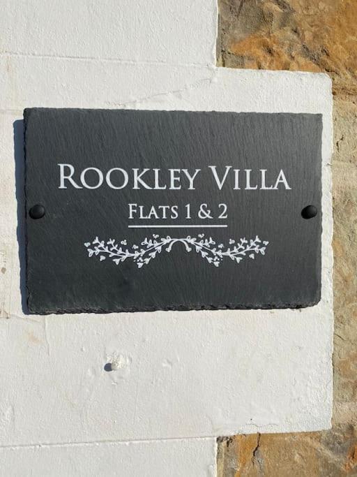 Rookley Villa, 3 Bedroom Family Apartment, 文特诺 外观 照片